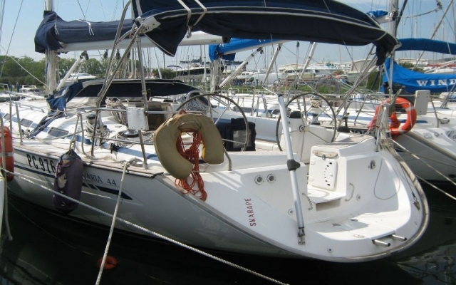  Bavaria 44 
